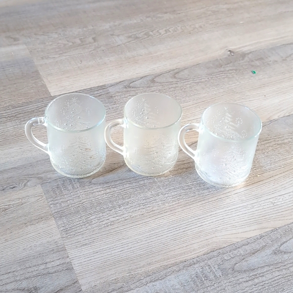 3 Vintage Duralex Christmas Tree Glass Coffee Mugs Made in France - Picture 1 of 2